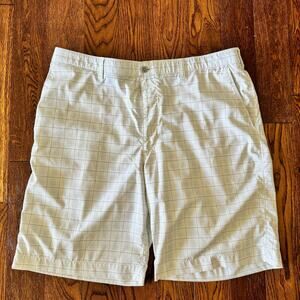PGA TOUR Golf Shorts Men's 38 Flat Front White Plaid Active Waistband Grey Pixel